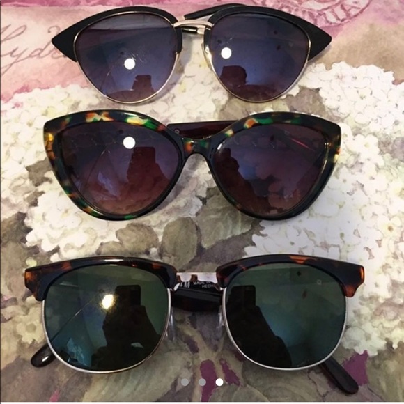 Sunglasses Bundle (3 Pack) - Picture 3 of 3